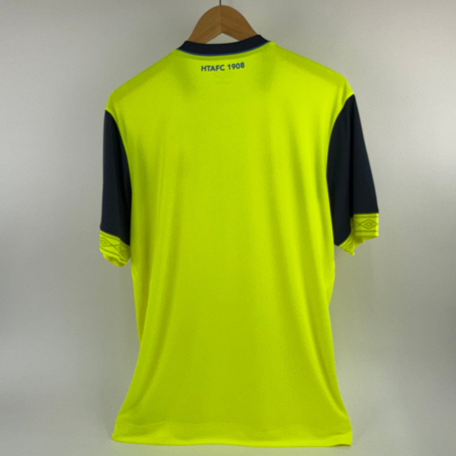 Huddersfield Town 2018-19 Third (L)