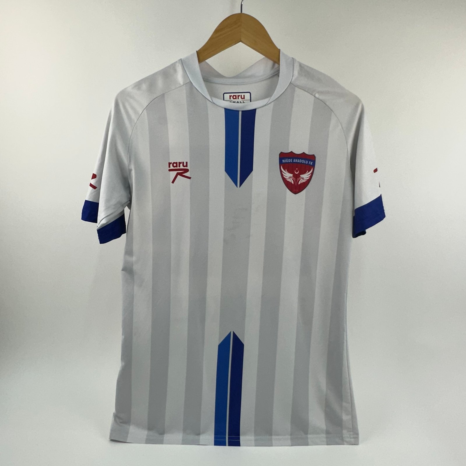 #60 R.Türköz Niğde Anadolu 2021-22 Away (S)