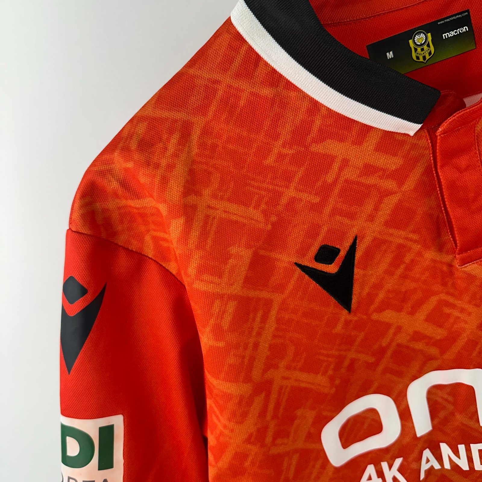 #26 Semih Yeni Malatyaspor 2021-22 Fourth (M)