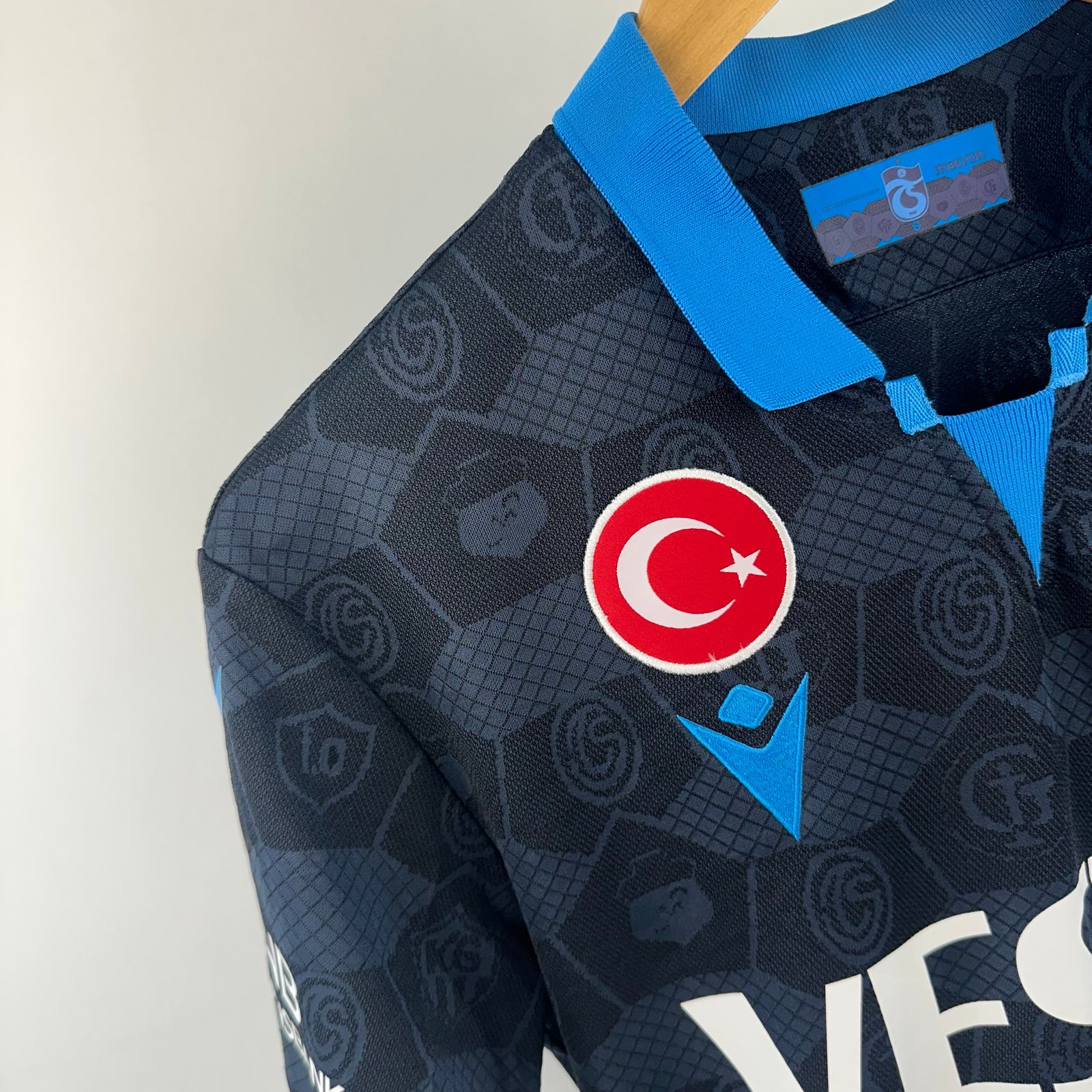 #24 Flavio Trabzonspor 2020-21 Third (S)