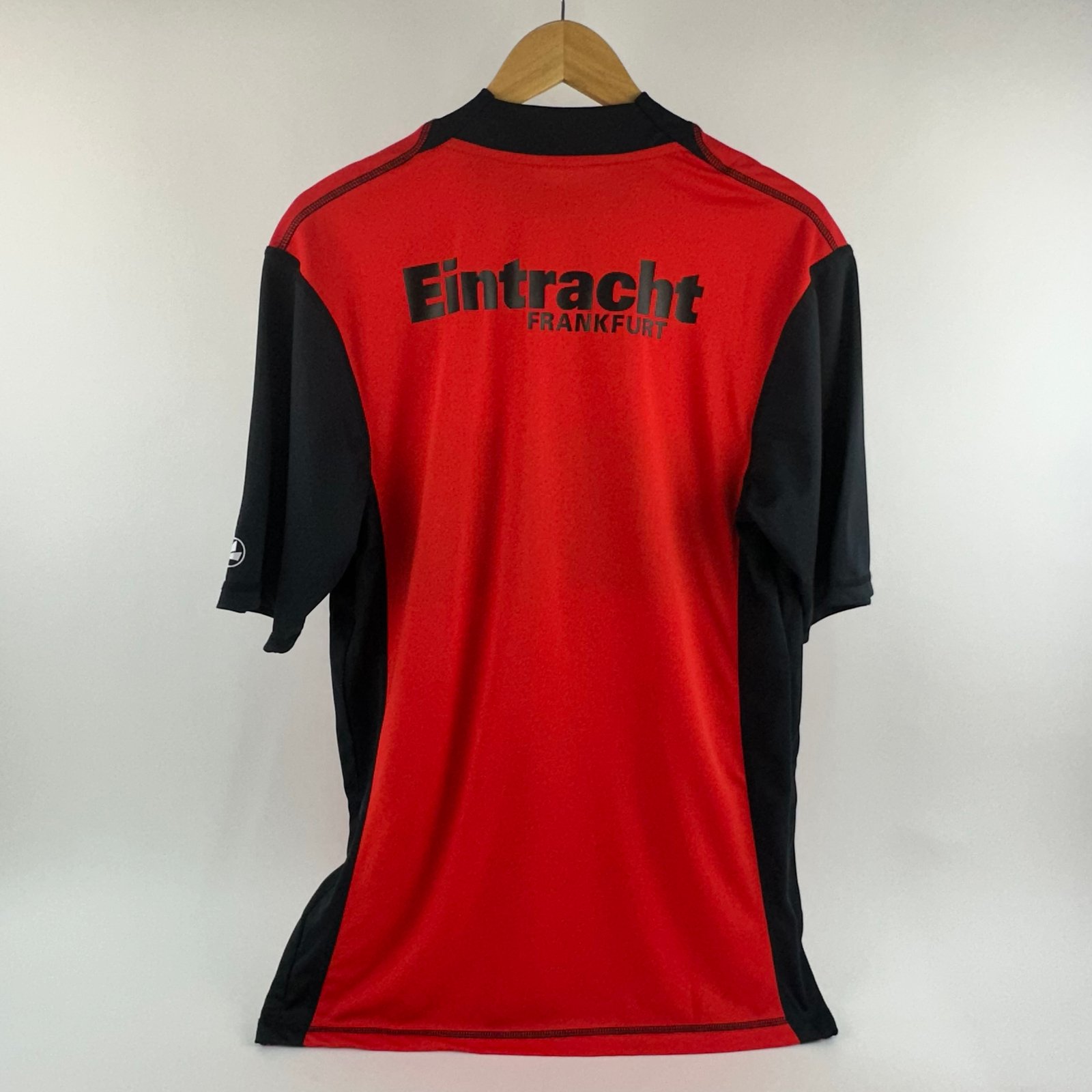 Eintracht Frankfurt 2009-10 Home (S)