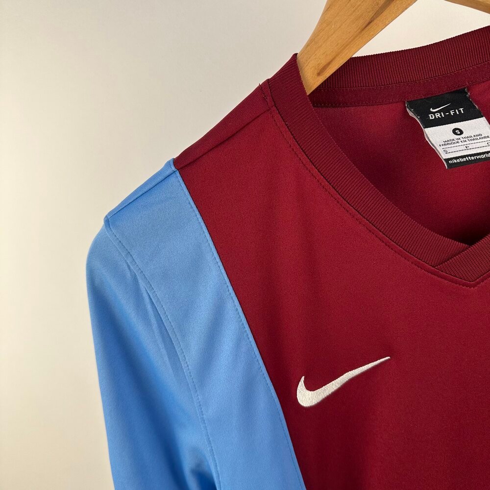 Trabzonspor 2013-14 Home (S)