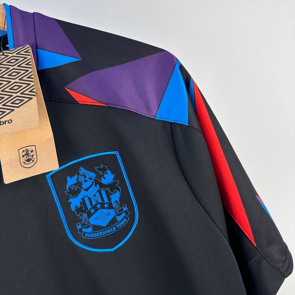 Huddersfield 2023-24 Third (Çeşitli Beden)