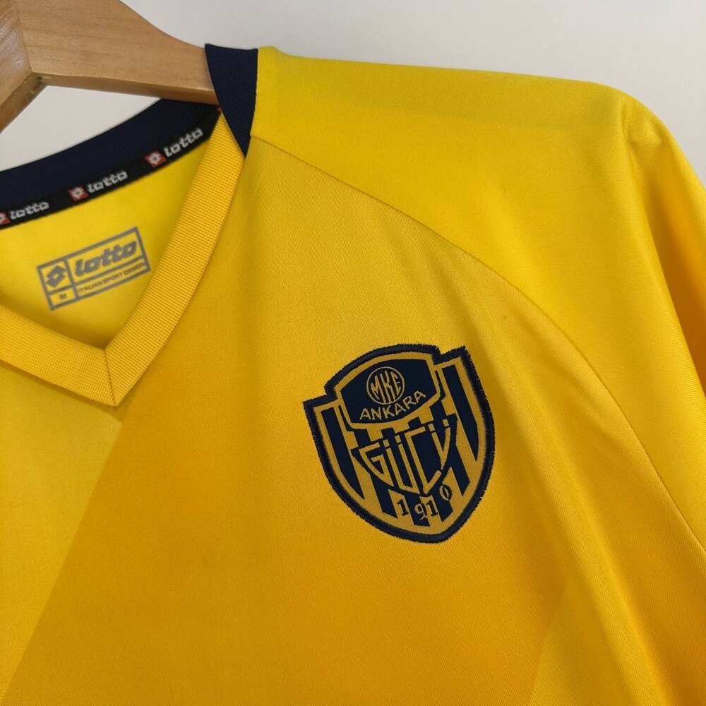 #30 Serkan Ankaragücü 2017-18 Fourth (M)