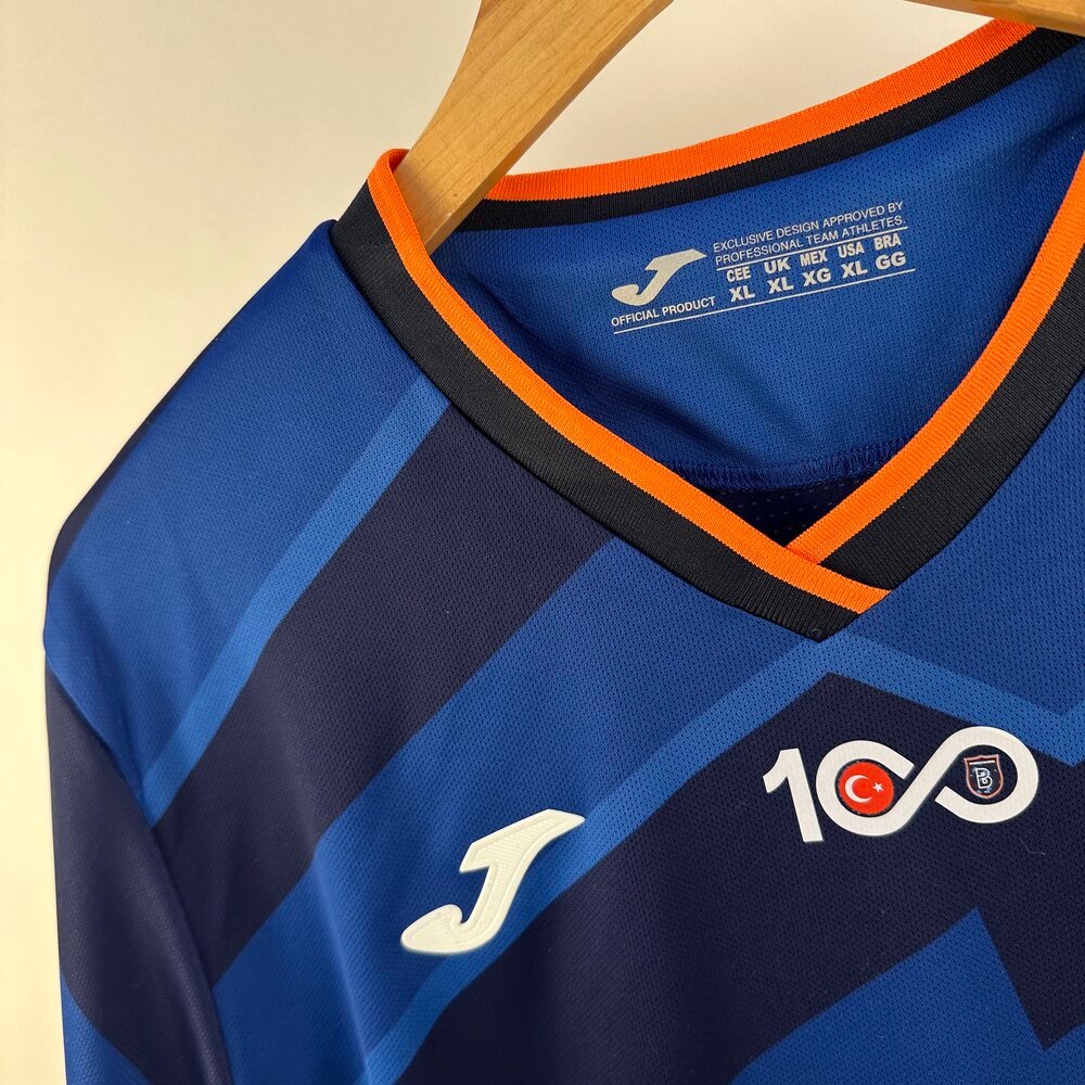 İstanbul Başakşehir 2023-24 Away (XL)