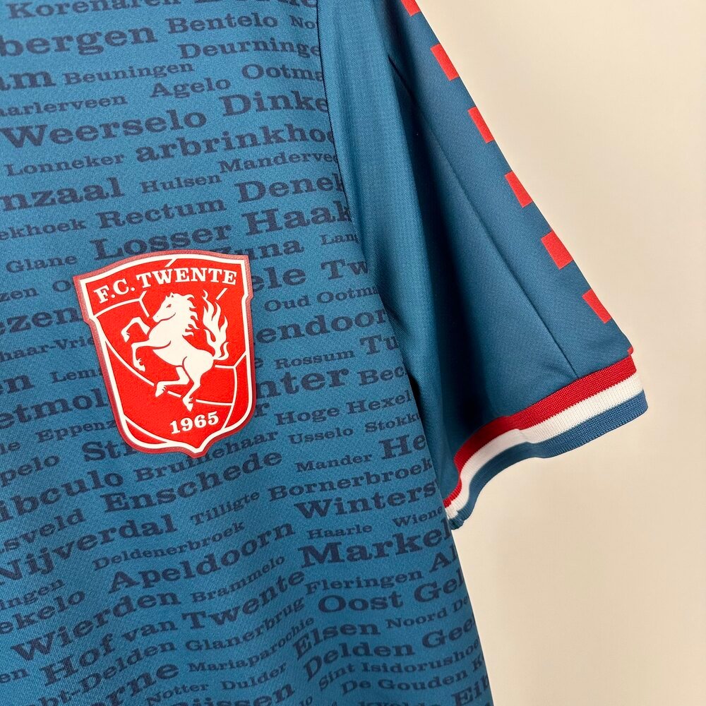 Twente 2022-23 Special (S)