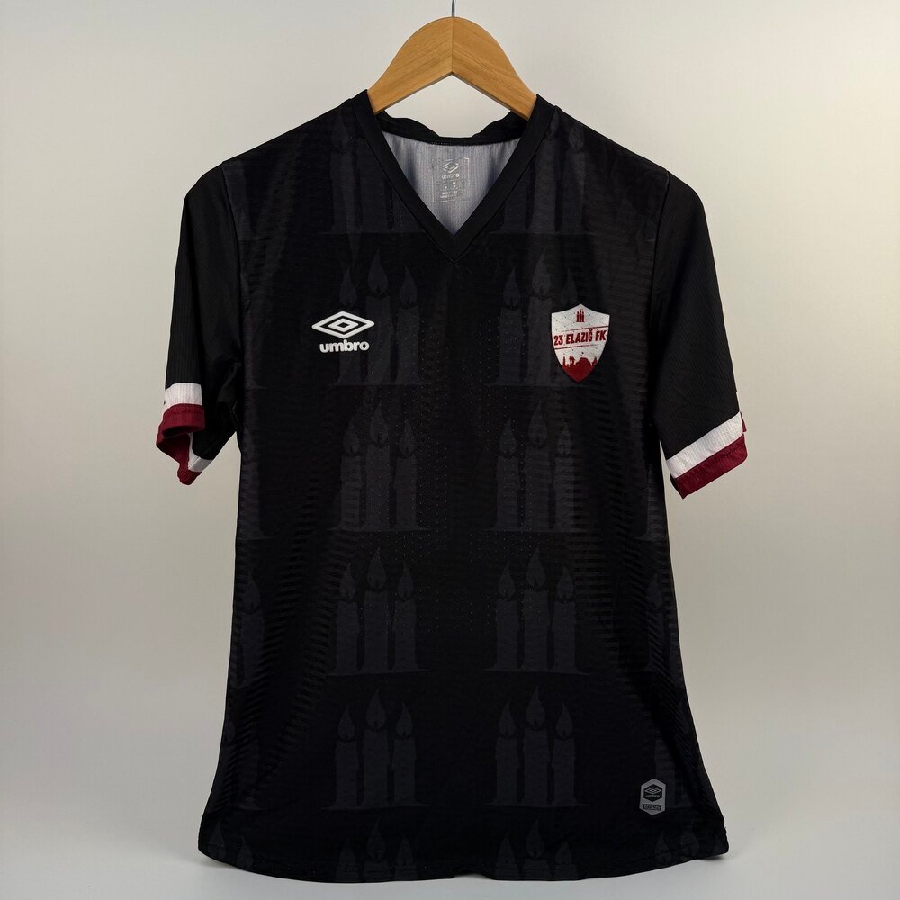 #28 Karaçay 23 Elazığspor 2022-23 Away (M)