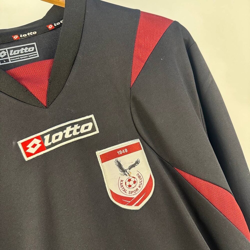 #25 Uğur Kartalspor 2010-11 Third (L)
