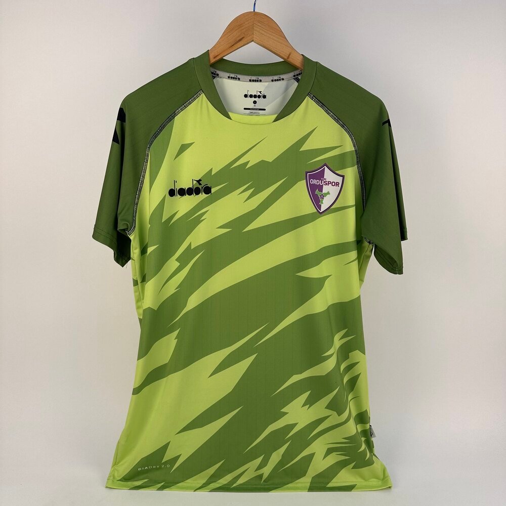#12 Yeni Orduspor 2021-22 GK (L)