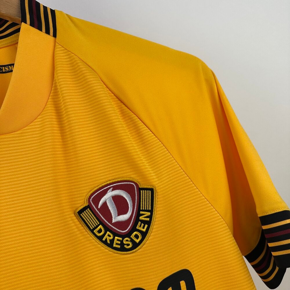 Dynamo Dresden 2022-23 Home (M)