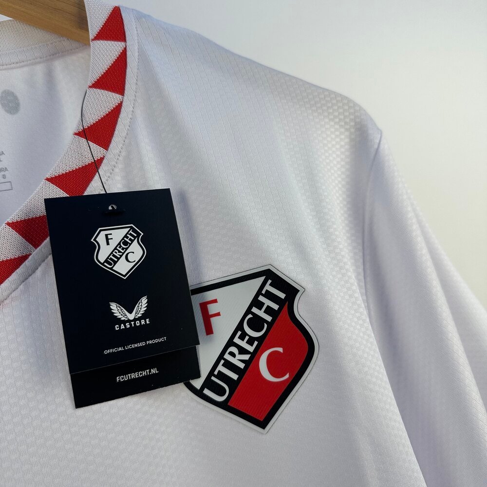 Utrecht 2024-25 Home (L)