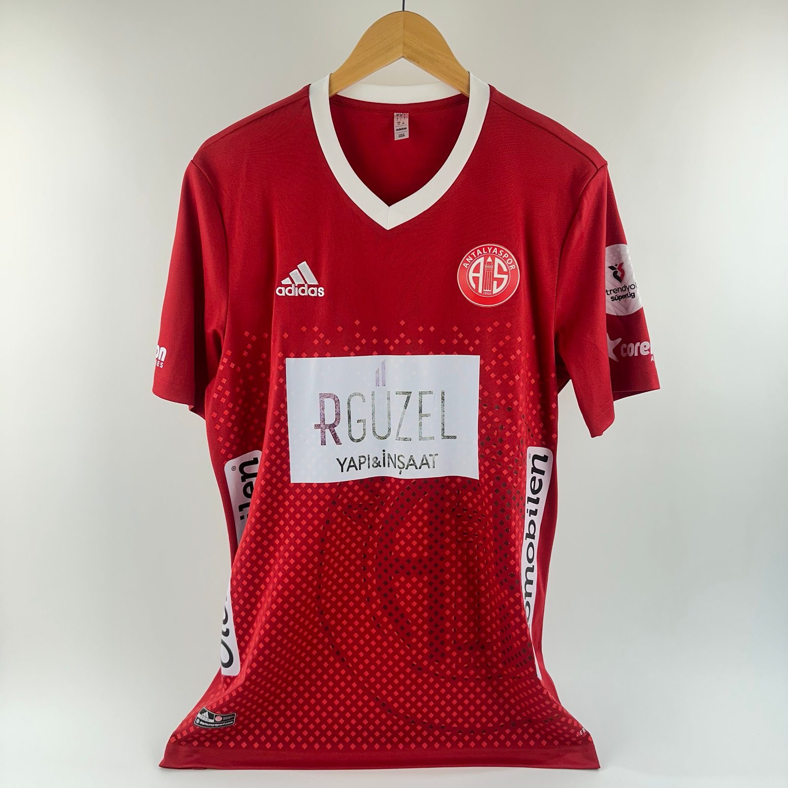 #22 Van De Streek Antalyaspor 2024-25 Fourth (L)
