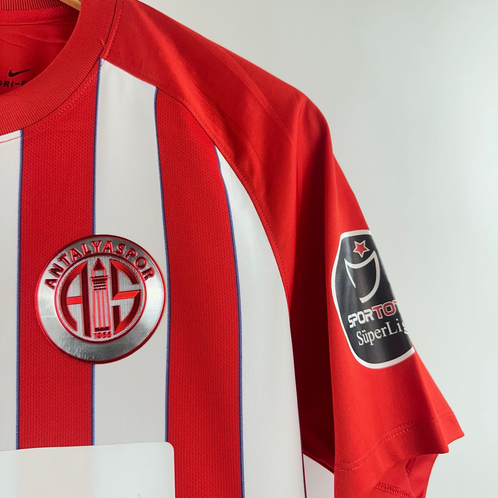 #13 Nasri Antalyaspor 2017-18 Home (M)