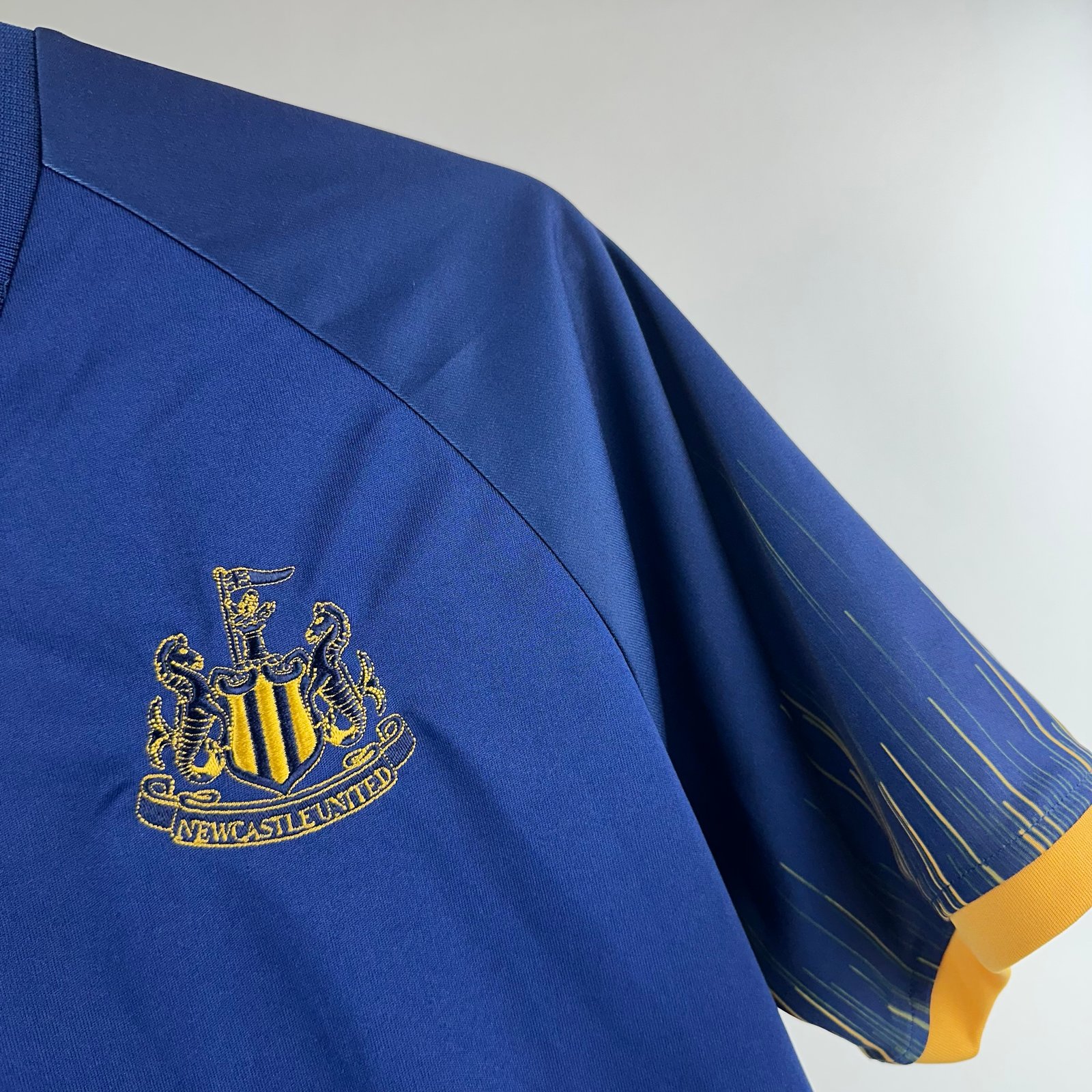 Newcastle United 2022-23 Away (Çeşitli Beden)