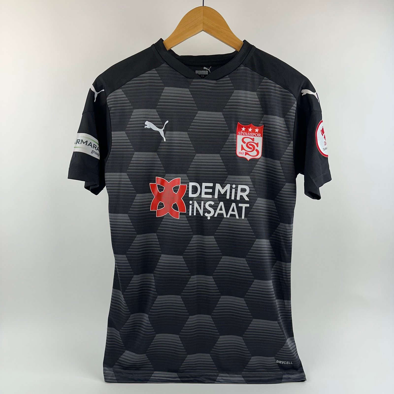 #20 K. Atakan Sivasspor 2020-21 Fourth (S)