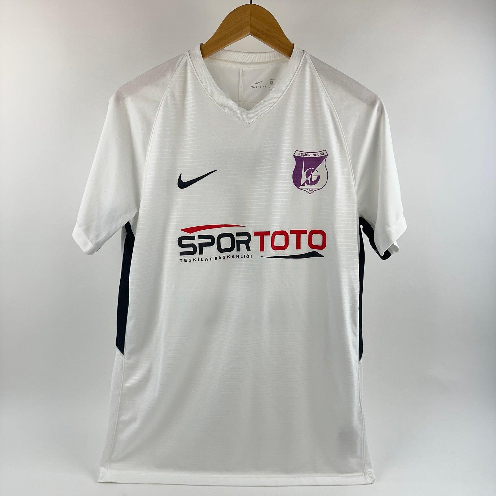 #7 Yıldız Keçiörengücü 2015-16 Home (M)