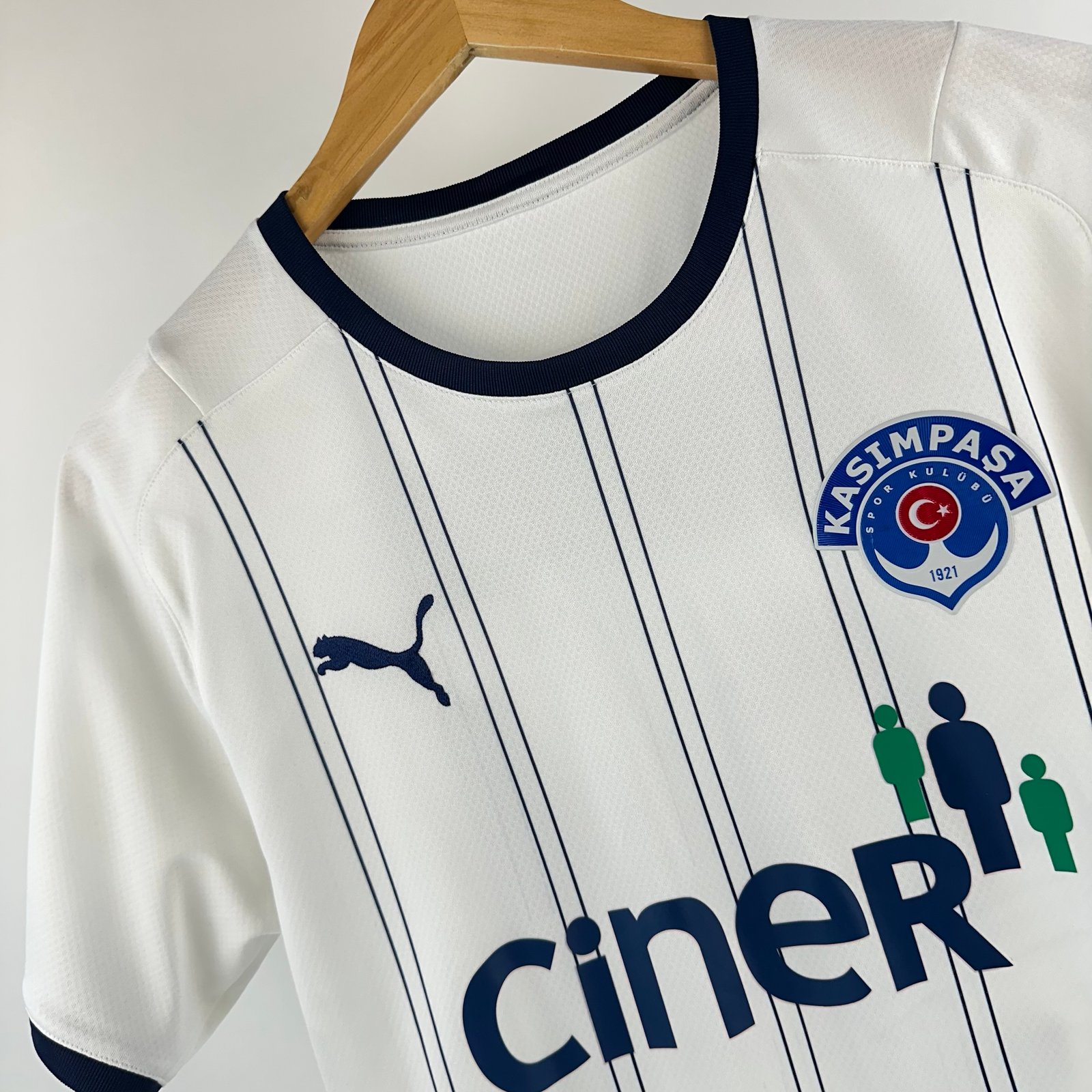 #94 Hadergjonaj Kasımpaşa 2022-23 Home