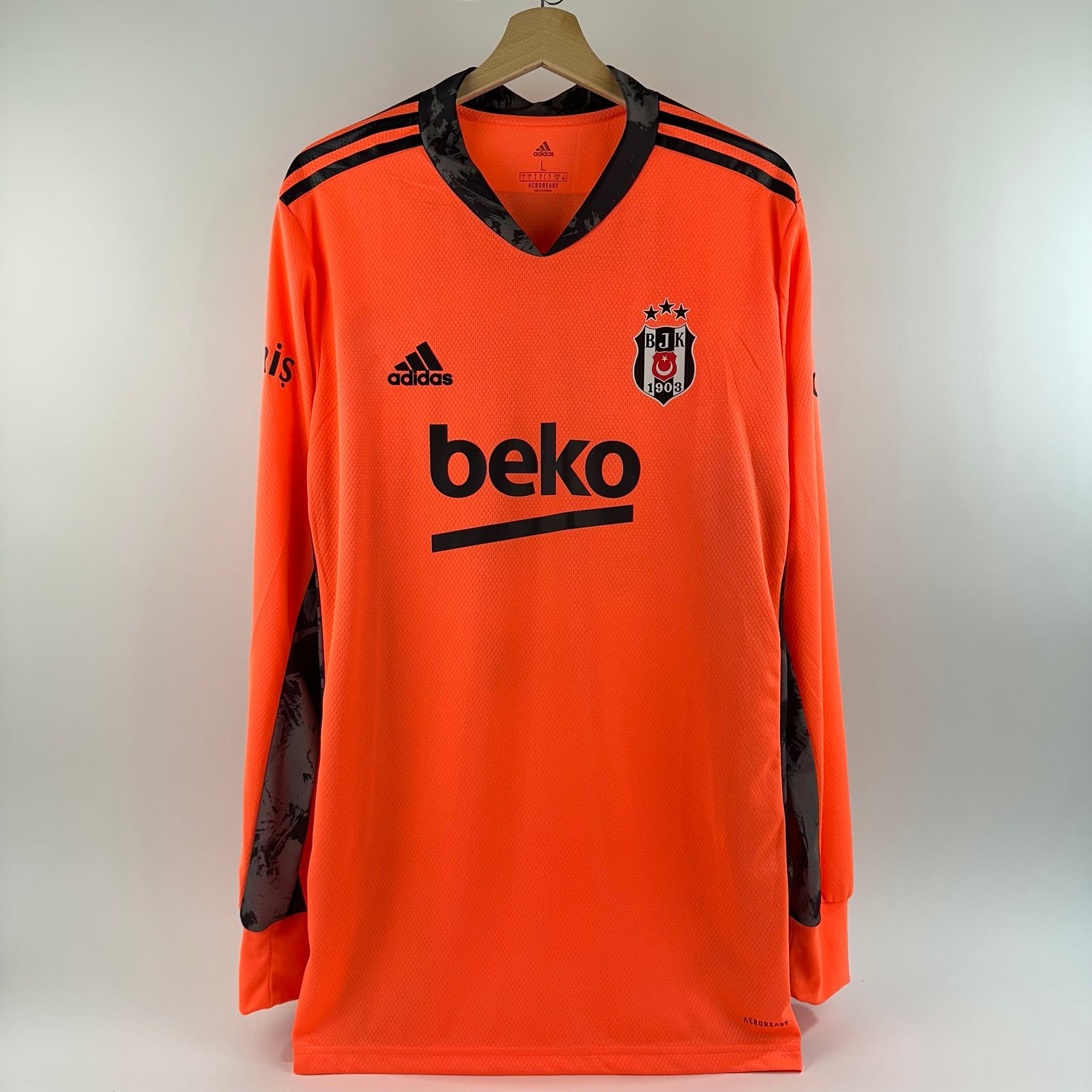 #30 Ersin Beşiktaş 2020-21 GK (L)