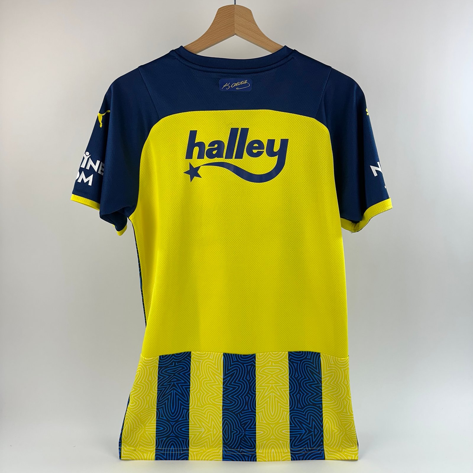 Fenerbahçe 2021-22 Home (S)