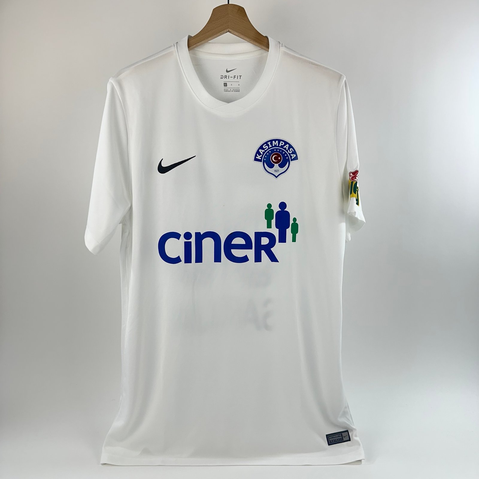 #50 Sarlija Kasımpaşa 2019-20 Third (L)