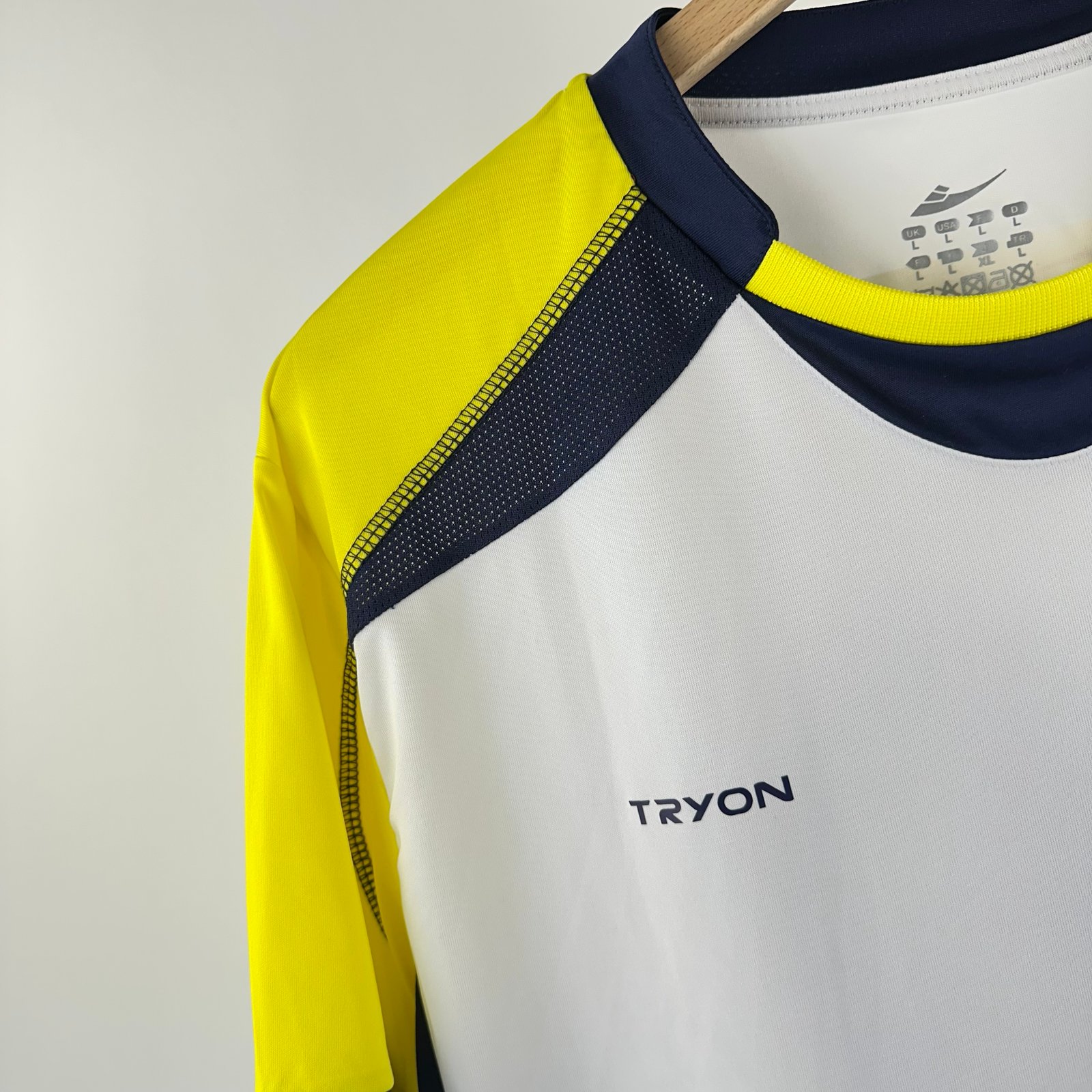 #10 Umut Pusat Menemen Belediye 2018-19 Away (L)
