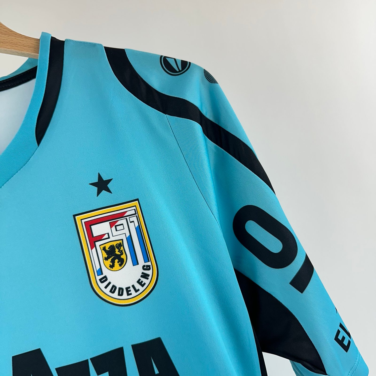 Dudelange 2017-18 Away (M)