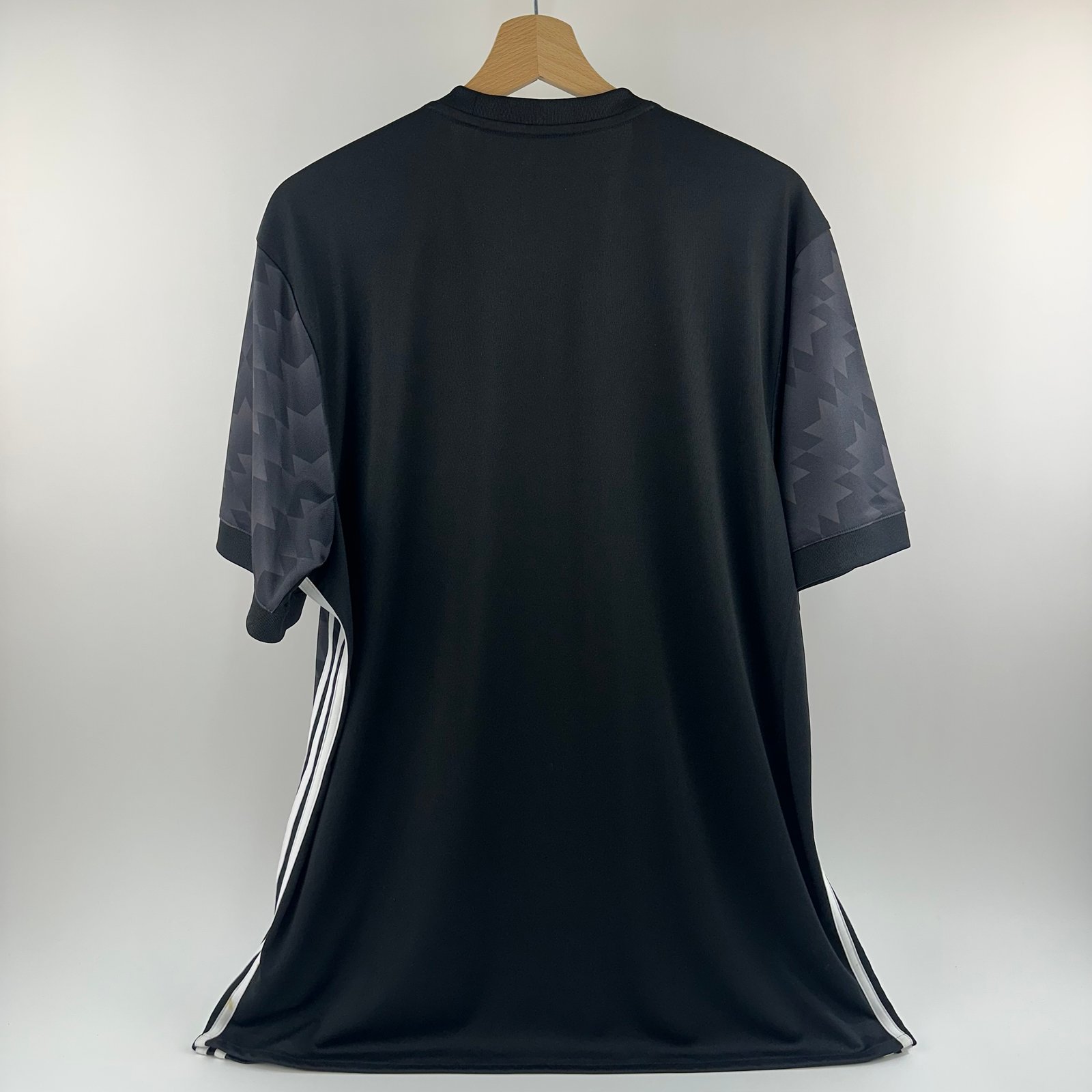 Manchester United 2017-18 Away (XL)