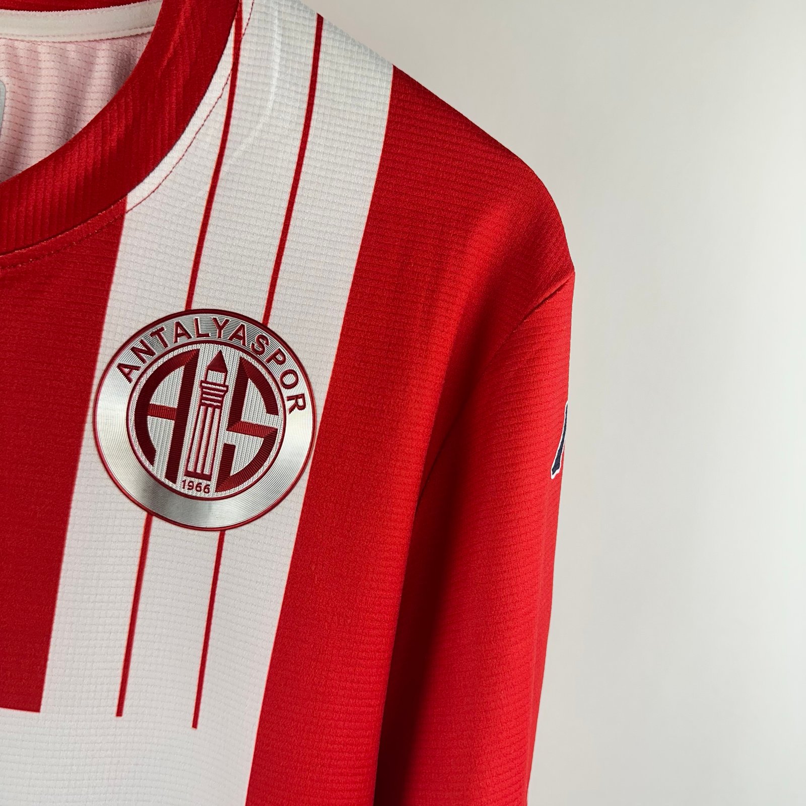 #18 Jahovic Antalyaspor 2020-21 Home (XL)