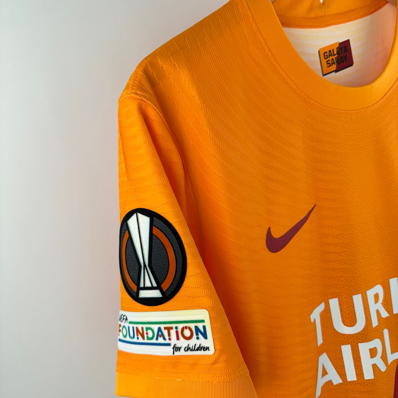 #8 R. Babel Galatasaray 2021-22 Home (L)