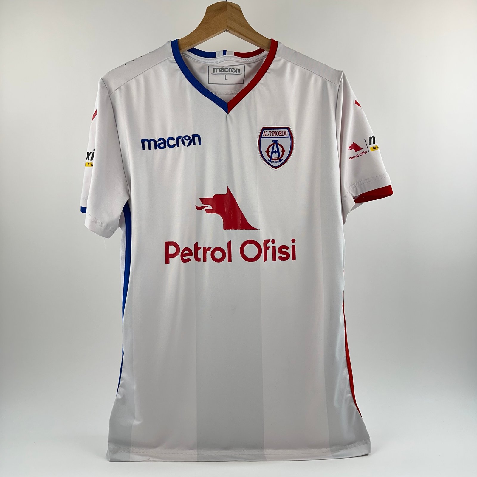 #4 H. Hatipoğlu Altınordu 2018-19 Third (L)