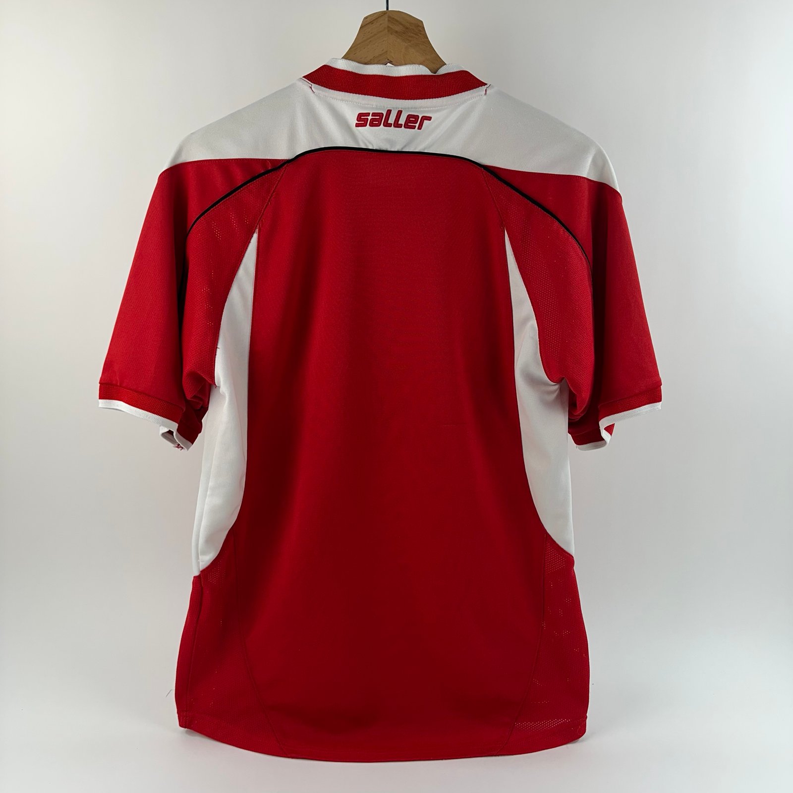 Köln 2004-05 Home (S)