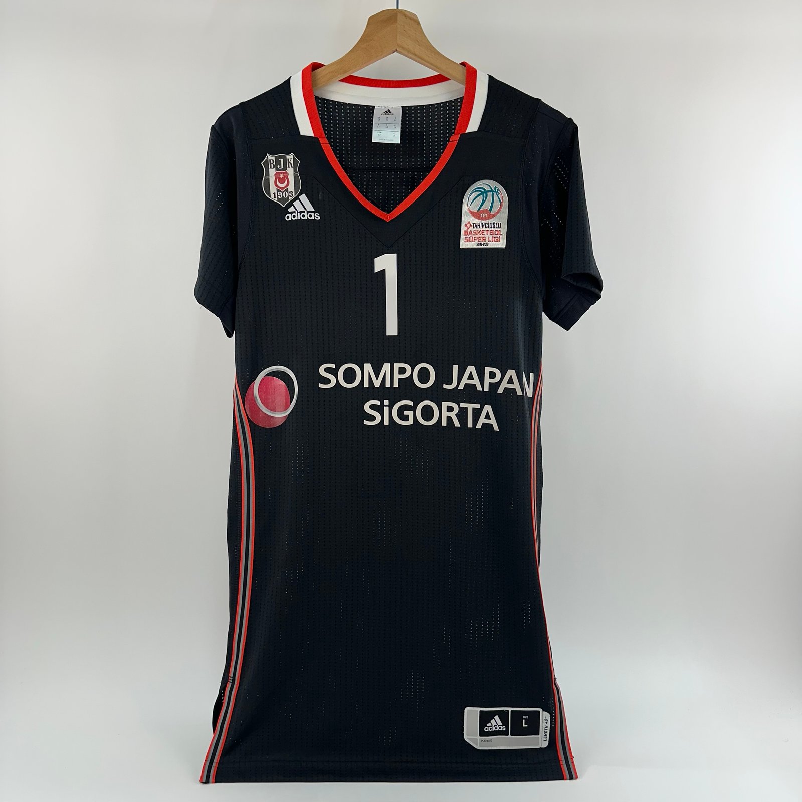 #1 Pressey Beşiktaş 2018-19 (L)