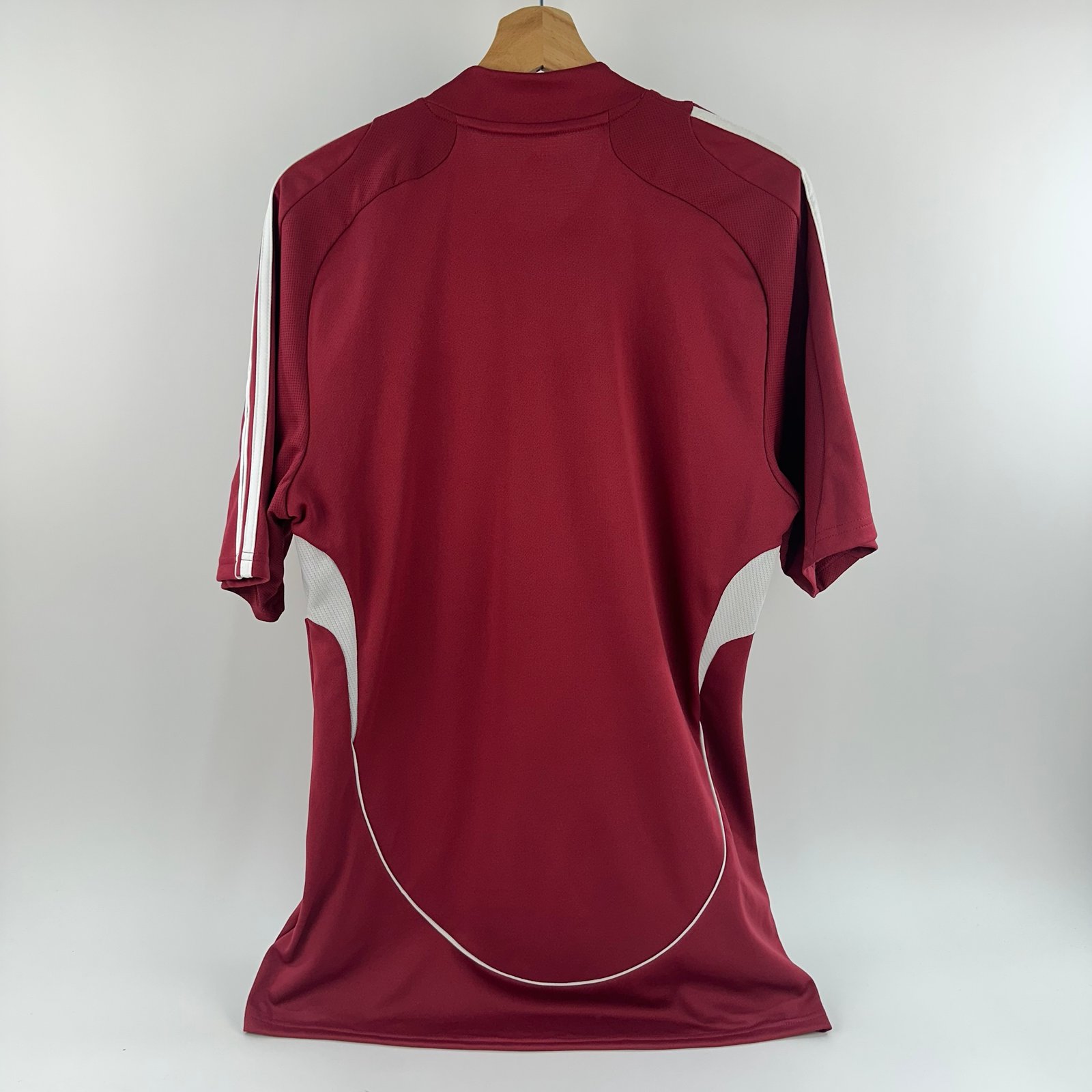 Letonya 2008 Home (M)