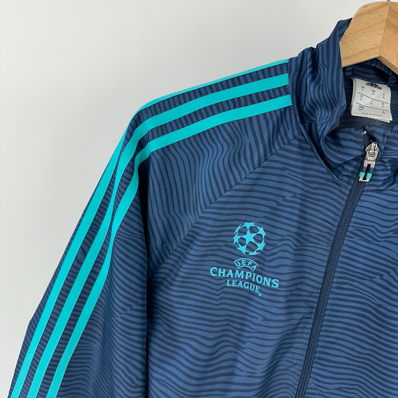 Chelsea 2015-16 Champions League Ceket (S)