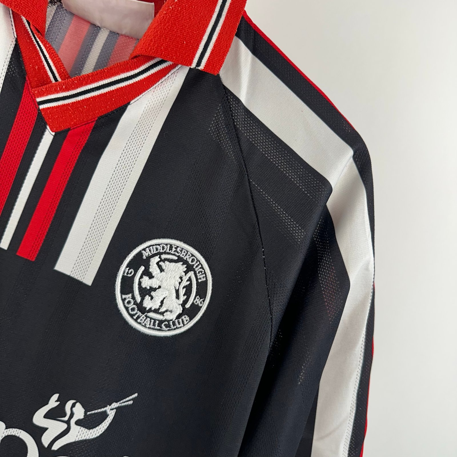 Middlesbrough 2000-01 Away (L)