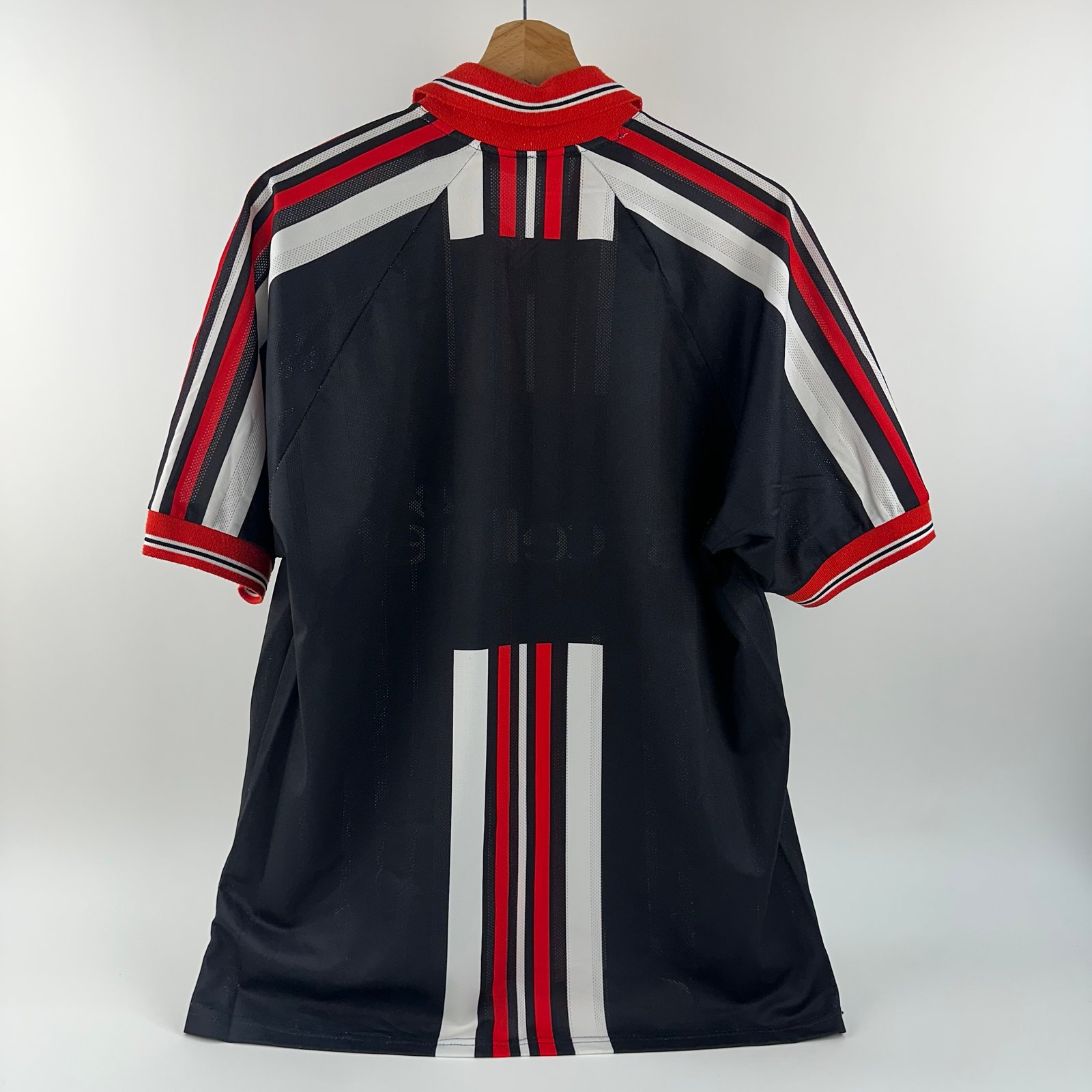 Middlesbrough 2000-01 Away (L)