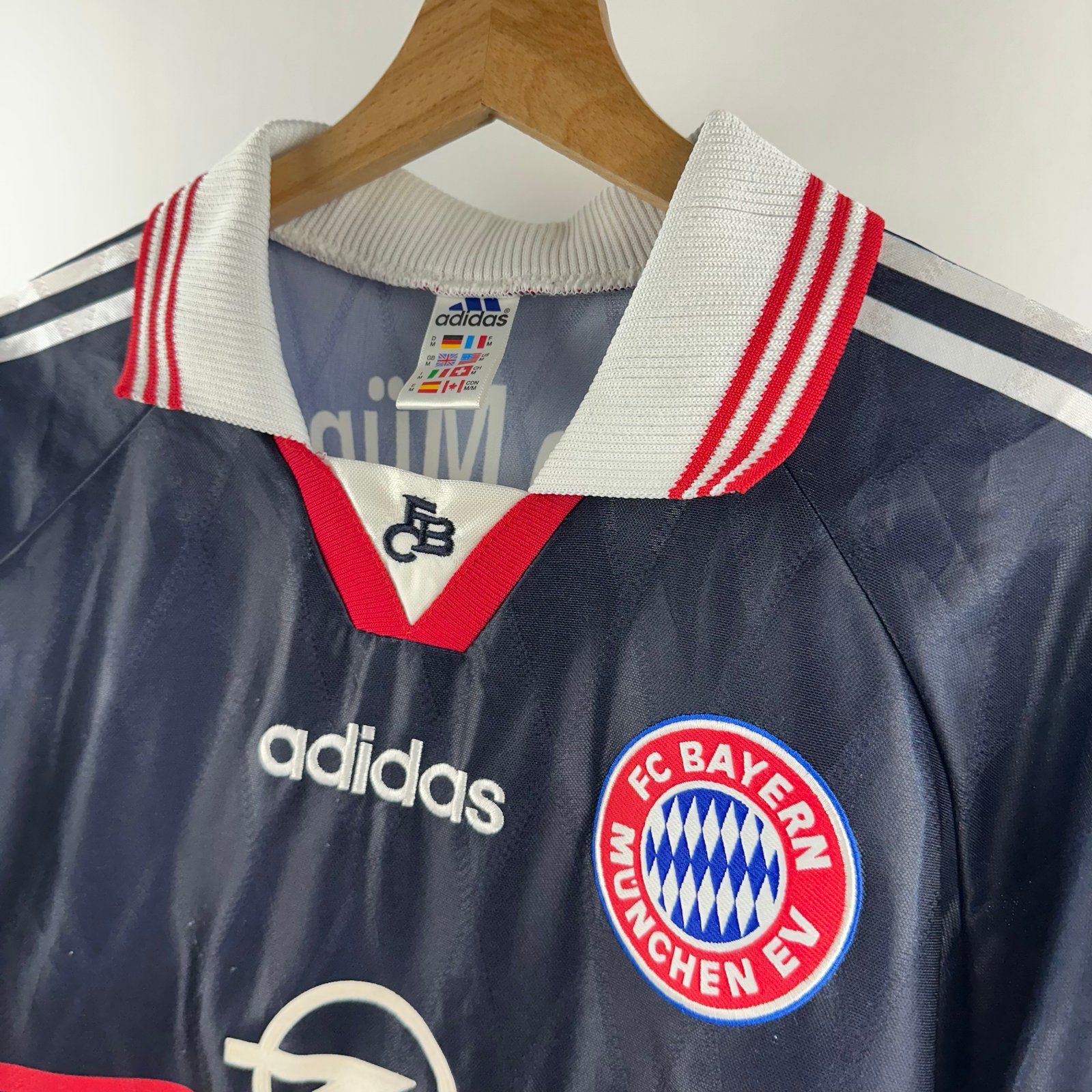 Bayern München 1998-99 Home (M)