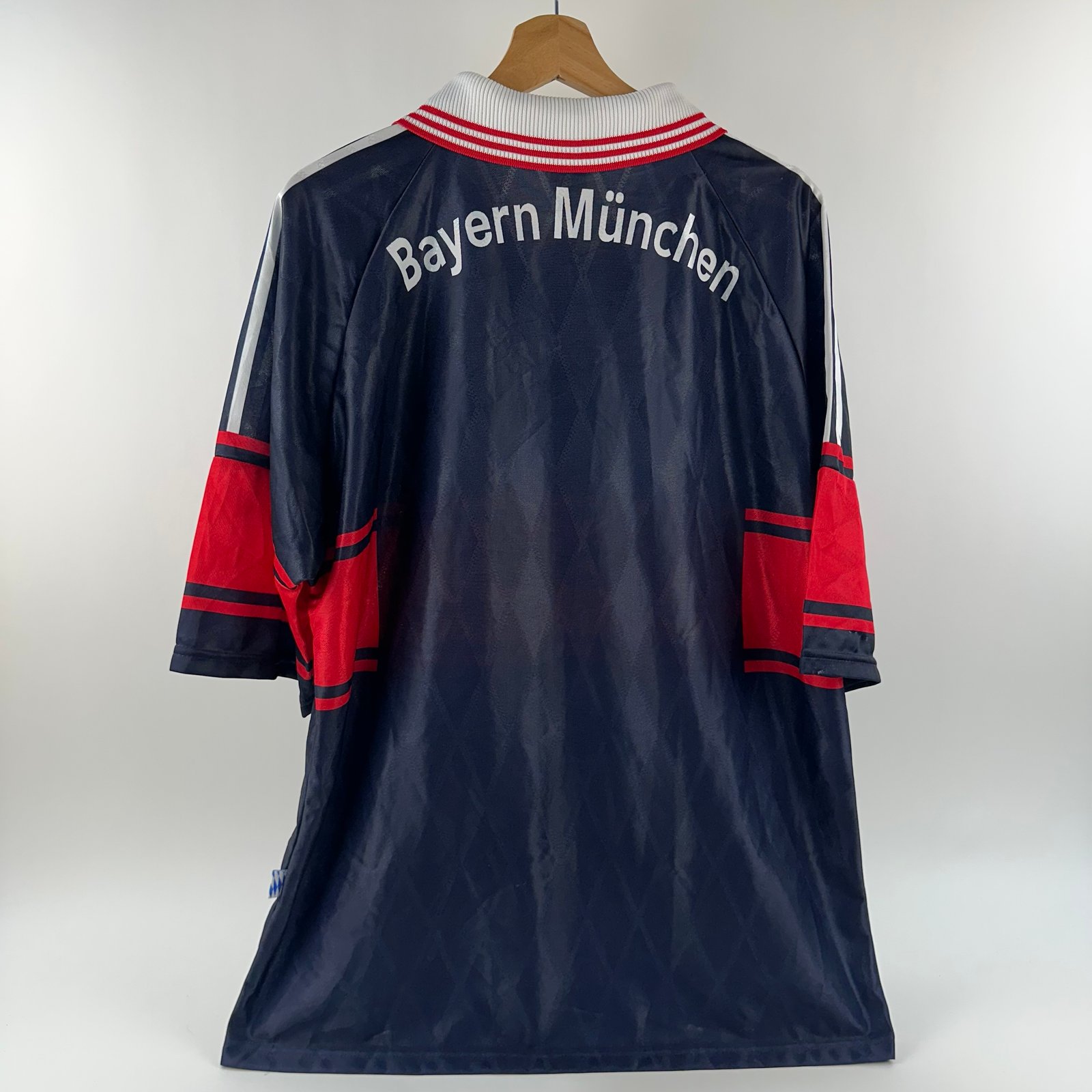 Bayern München 1998-99 Home (L)