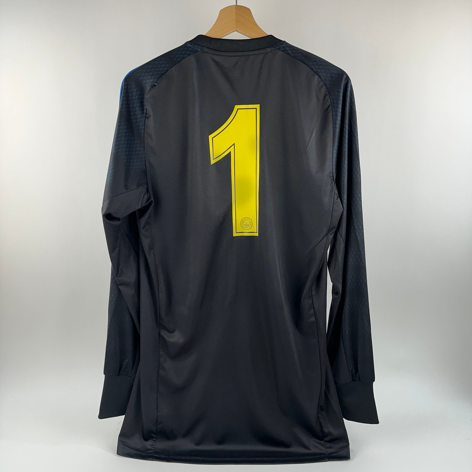 #1 Fenerbahçe 2015-16 GK (M)