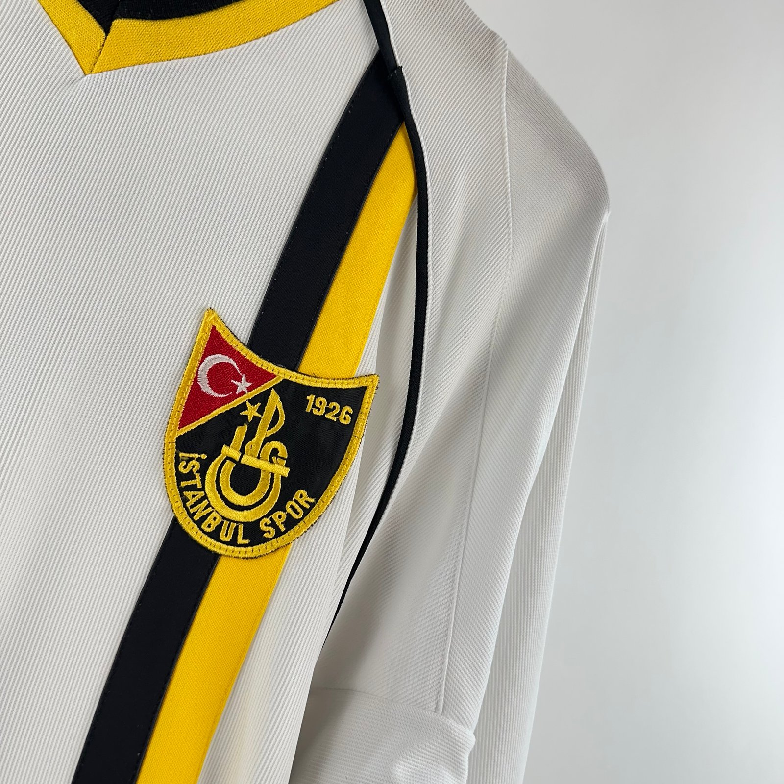 #74 Nuri İstanbulspor 2003-04 Home (XL)