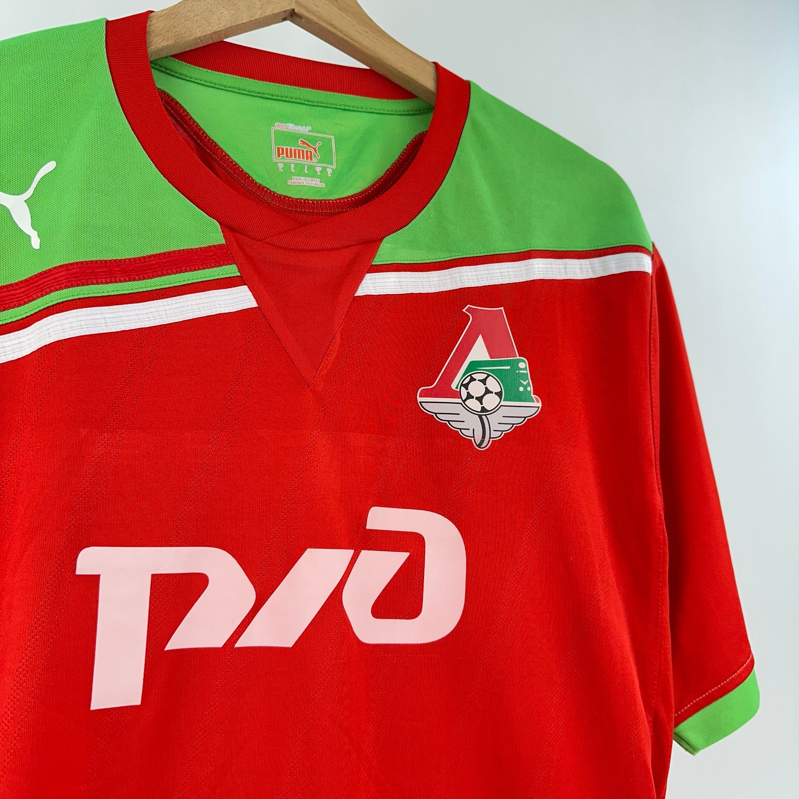 #33 N’doye Lokomotiv Moscow 2011-12 Home (L)
