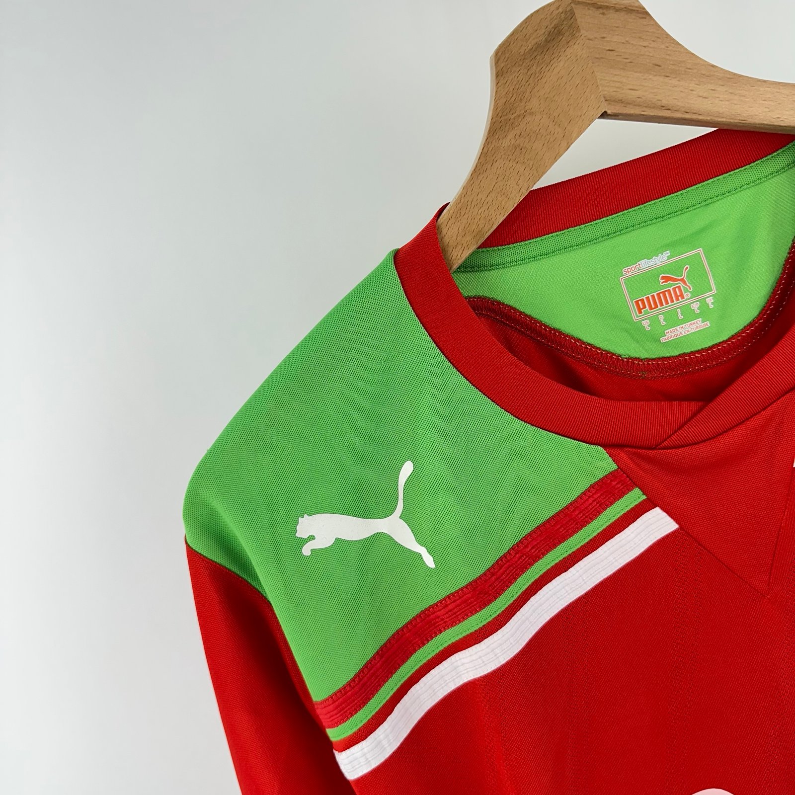 #33 N’doye Lokomotiv Moscow 2011-12 Home (L)
