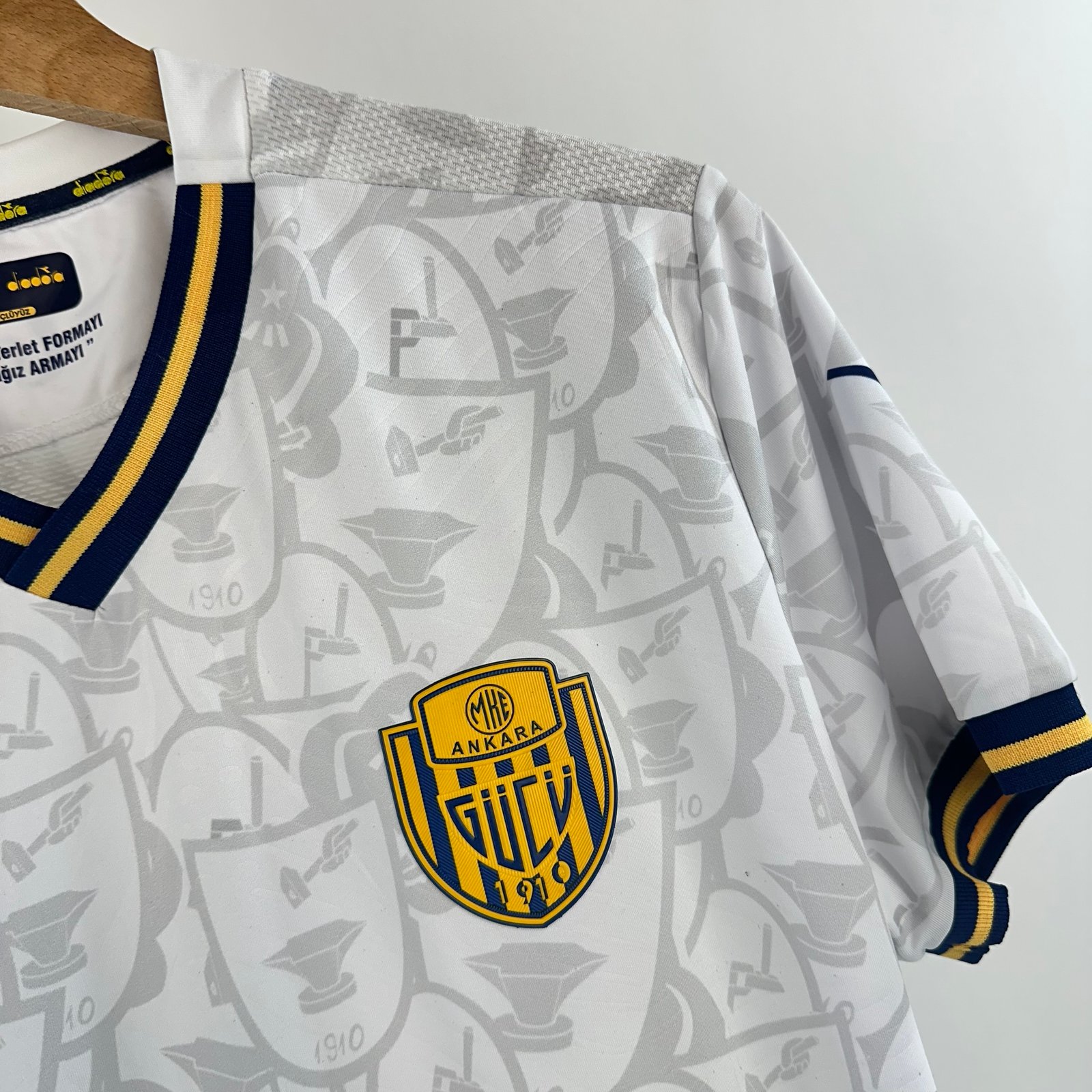 Ankaragücü 2021-22 Away (M)