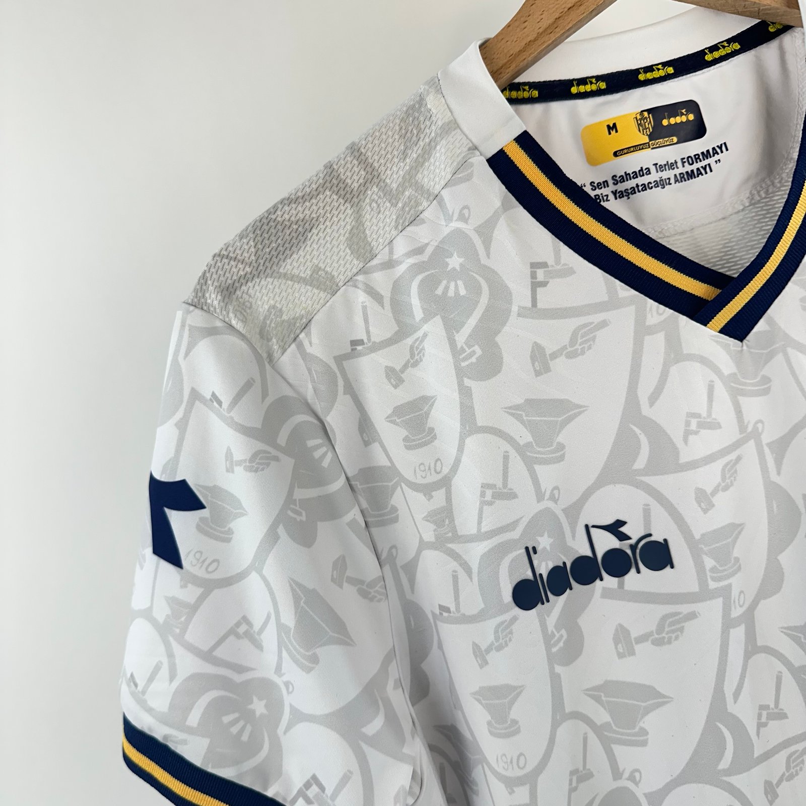 Ankaragücü 2021-22 Away (M)