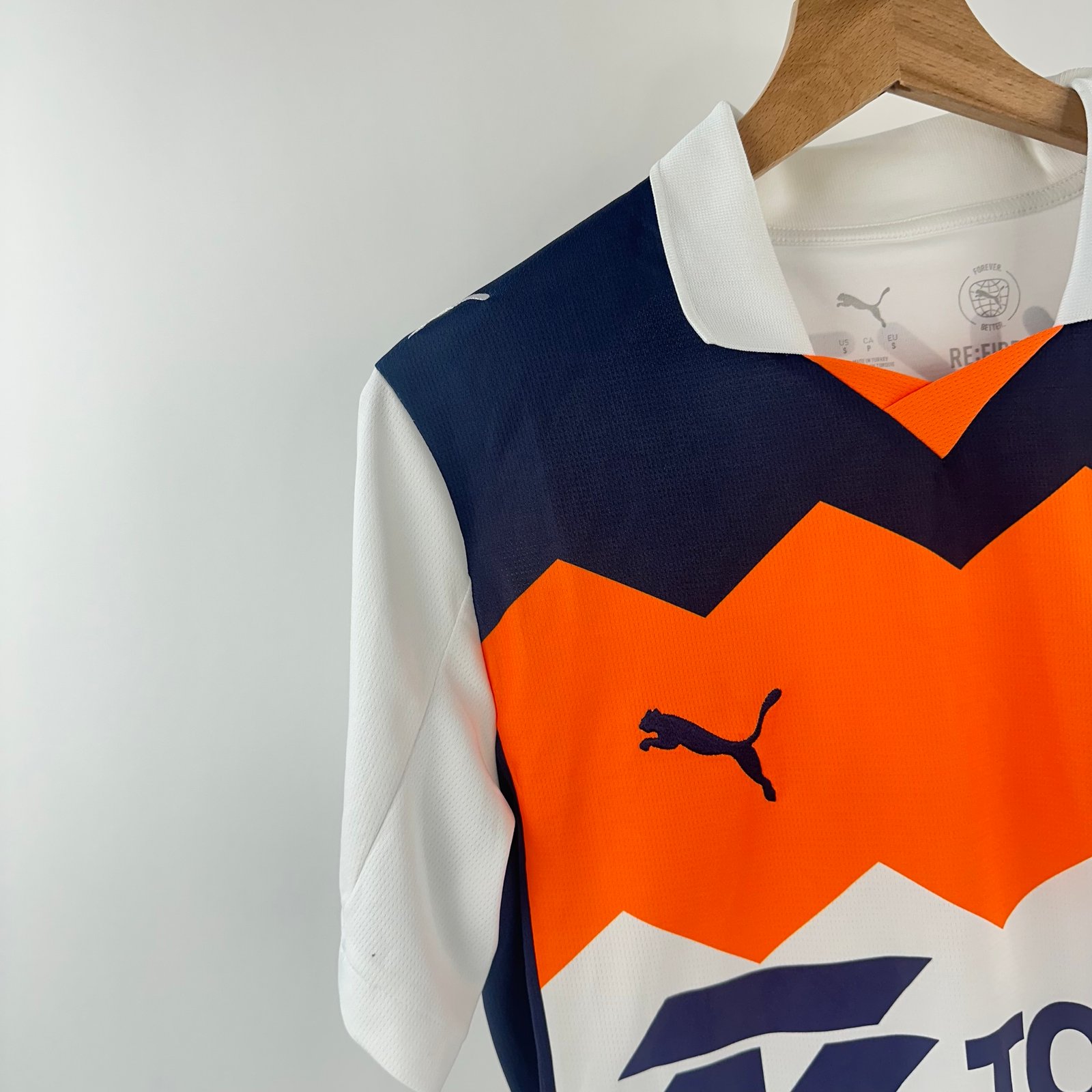 #11 Fayzullaev Başakşehir 2025-26 Third (S)
