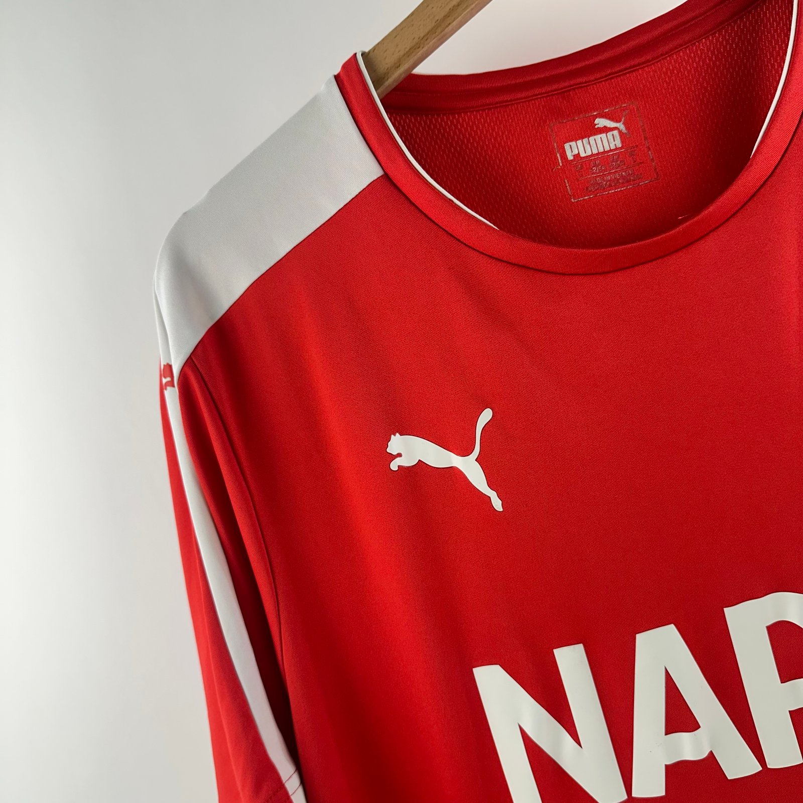 Chesterfield 2015-16 Away (L)
