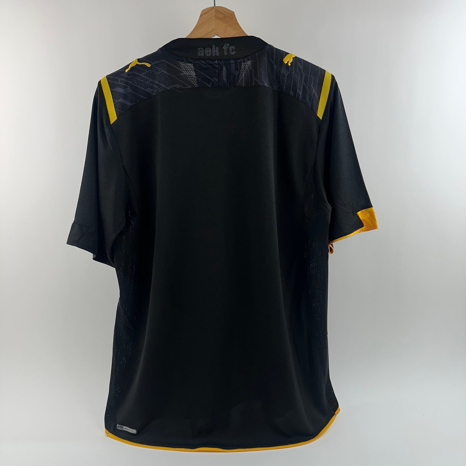 AEK 2009-10 Home (L)