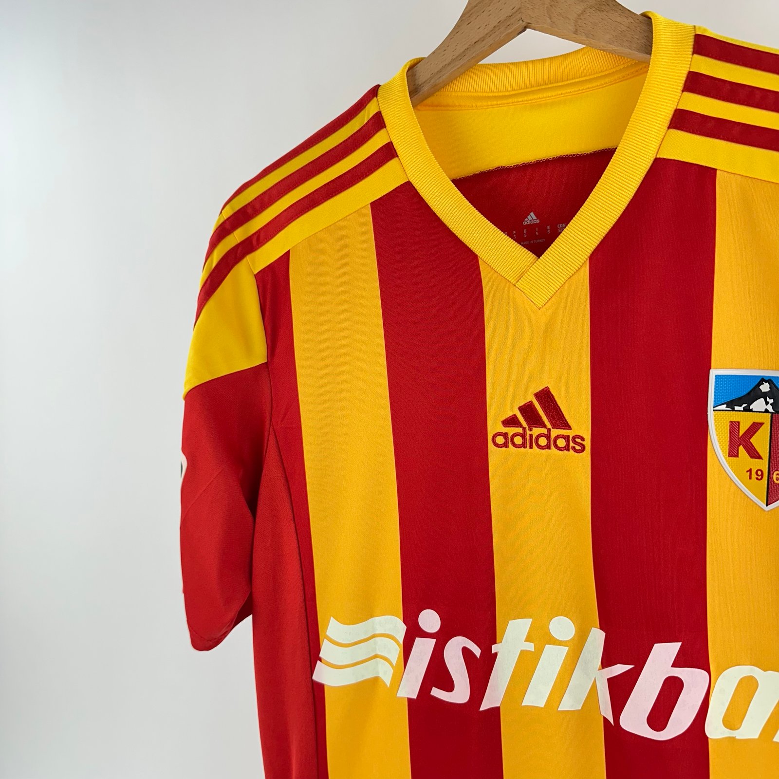 #4 Levent Gülen Kayserispor 2016-17 Home (S)