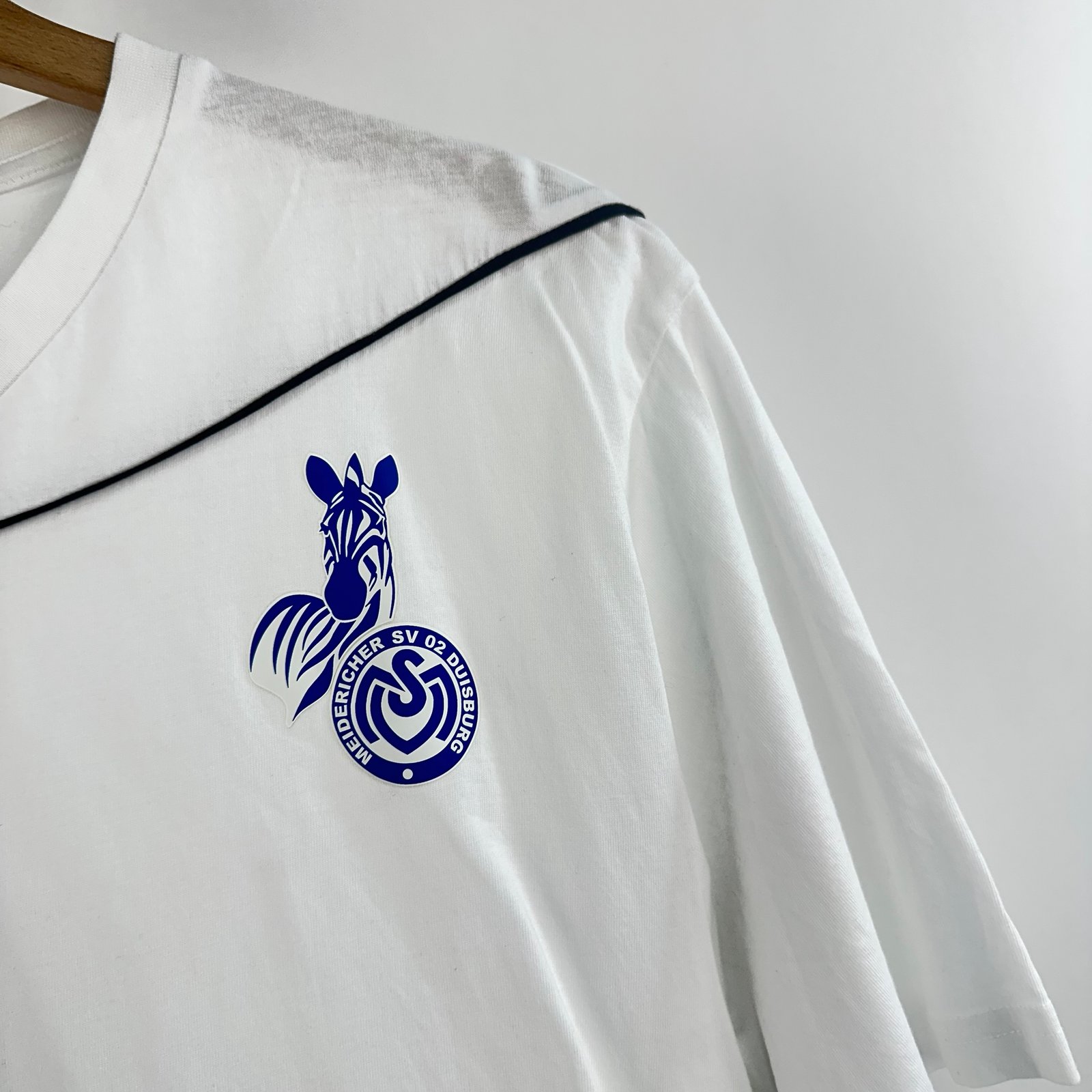 Duisburg 2016-17 Away (L)
