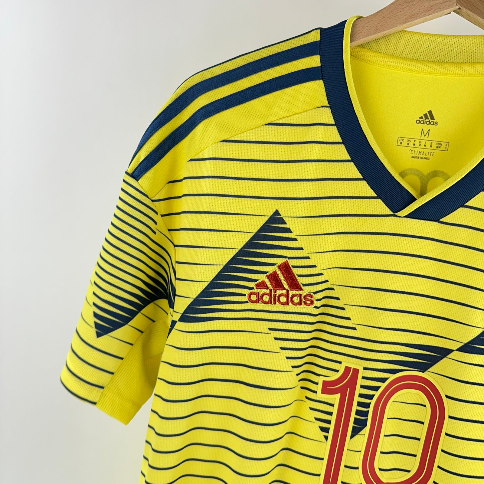 #10 James Kolombiya 2019 Home (M)